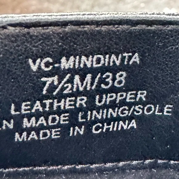 Vince Camuto - Picture 6 of 8